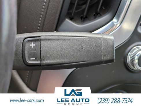 Used 2020 GMC Sierra 1500 SLT w/ SLT Premium Plus Package image 28