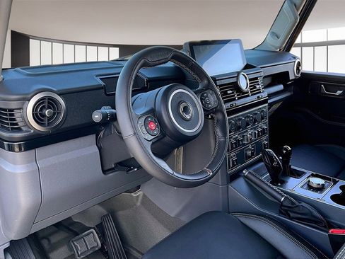 Used 2024 INEOS Grenadier Fieldmaster Edition image 15