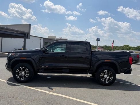 Used 2023 GMC Canyon AT4 AWD/4WD image 7