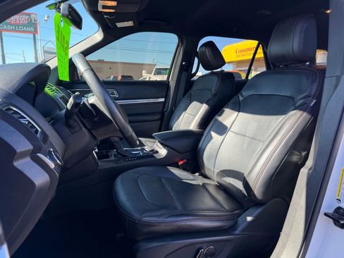 Used 2018 Ford Explorer Sport image 6