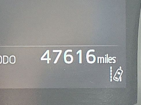 Used 2023 Toyota Camry LE image 23