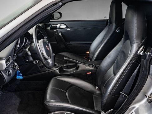Used 2008 Porsche 911 Carrera 4 image 6