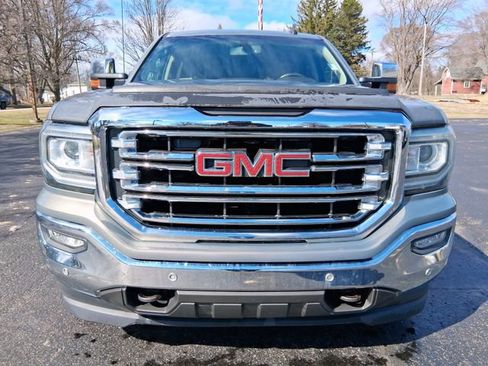 Used 2017 GMC Sierra 1500 SLT w/ SLT Premium Package image 2