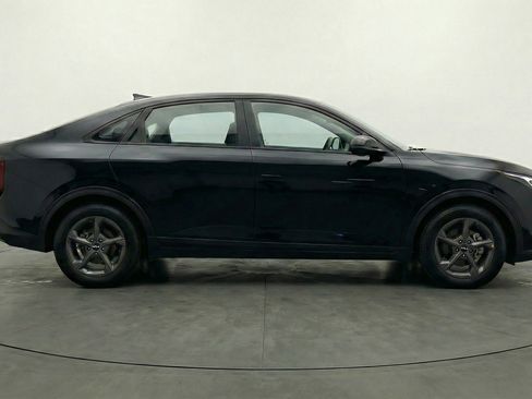 Used 2025 Kia K4 LXS image 11