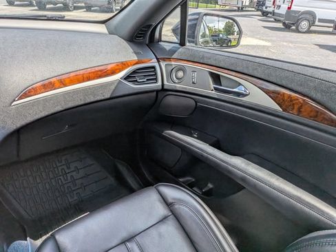 Used 2020 Lincoln MKZ Reserve w/ Elements Package FWD image 15
