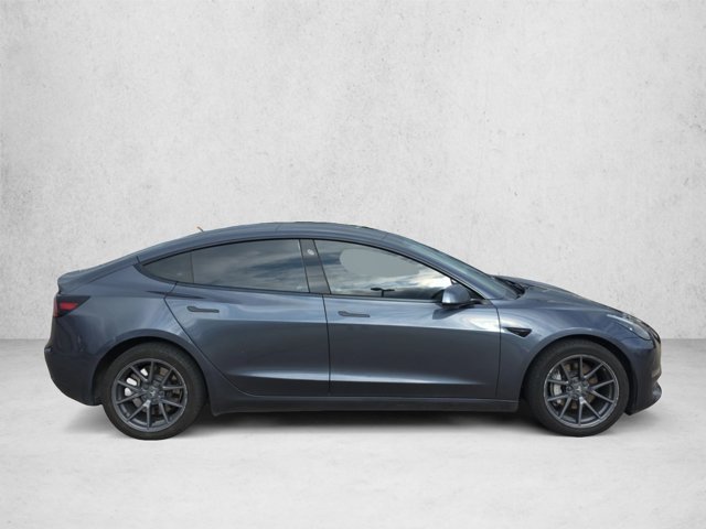Used 2023 Tesla Model 3 Standard Range RWD image 4