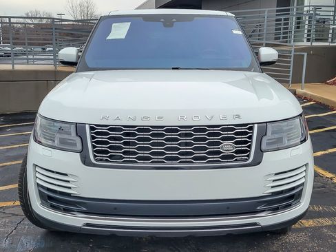 Used 2020 Land Rover Range Rover HSE image 4