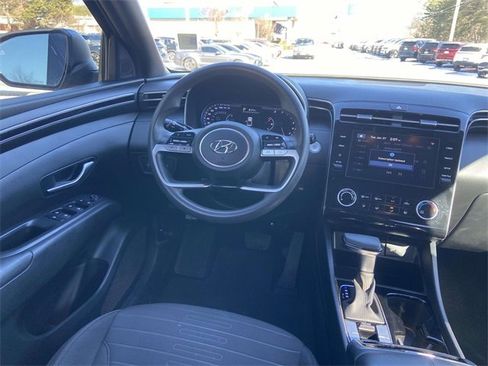 Certified 2023 Hyundai Santa Cruz SEL image 11