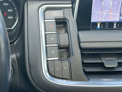 Used 2021 Chevrolet Tahoe LT w/ LT Signature Package image 36