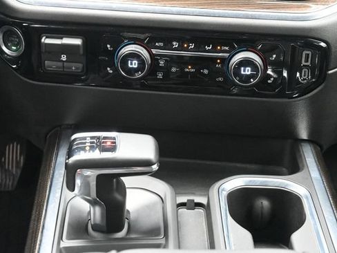 Used 2024 Chevrolet Silverado 1500 LT Trail Boss w/ Protection Package AWD/4WD image 21