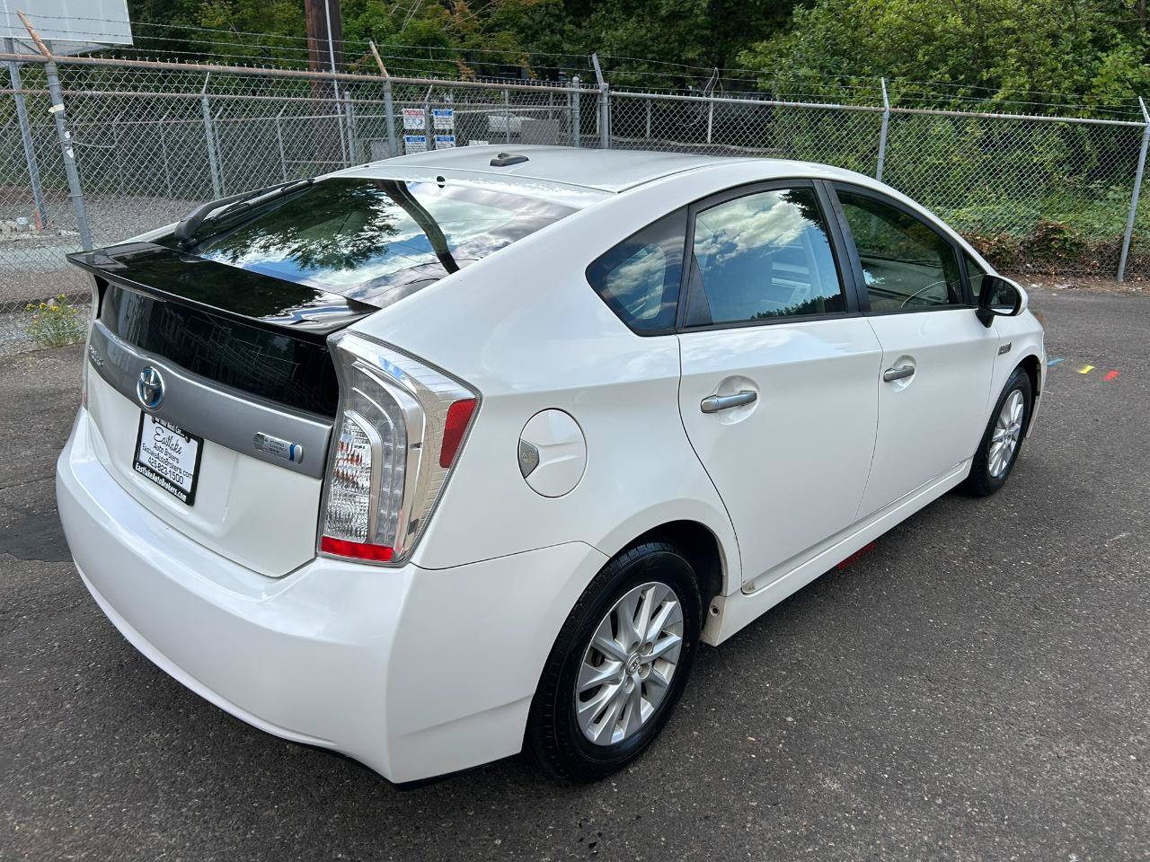 Used 2013 Toyota Prius Prime Plug-In Hybrid FWD image 5