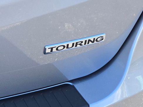 Used 2024 Honda Odyssey Touring image 8