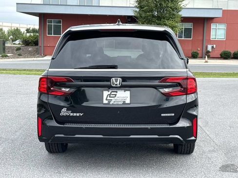 Used 2025 Honda Odyssey Touring image 26