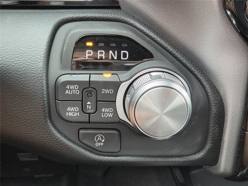 New 2026 RAM 1500 Laramie AWD/4WD image 18