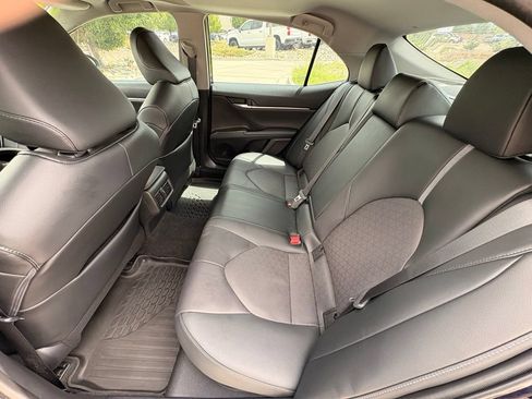 Used 2022 Toyota Camry XSE w/ Navigation Upgrade Package FWD image 29