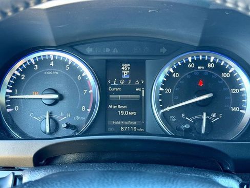 Used 2015 Toyota Highlander XLE image 15