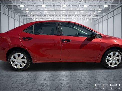 Used 2016 Toyota Corolla LE FWD image 6