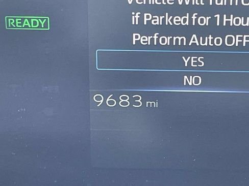 Used 2025 Toyota bZ4X FWD image 13