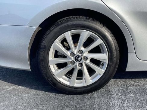 Used 2024 Toyota Camry LE FWD image 9