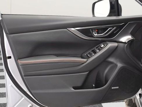 Used 2020 Subaru Crosstrek 2.0i Limited w/ Moonroof Package w/Navigation AWD/4WD image 20