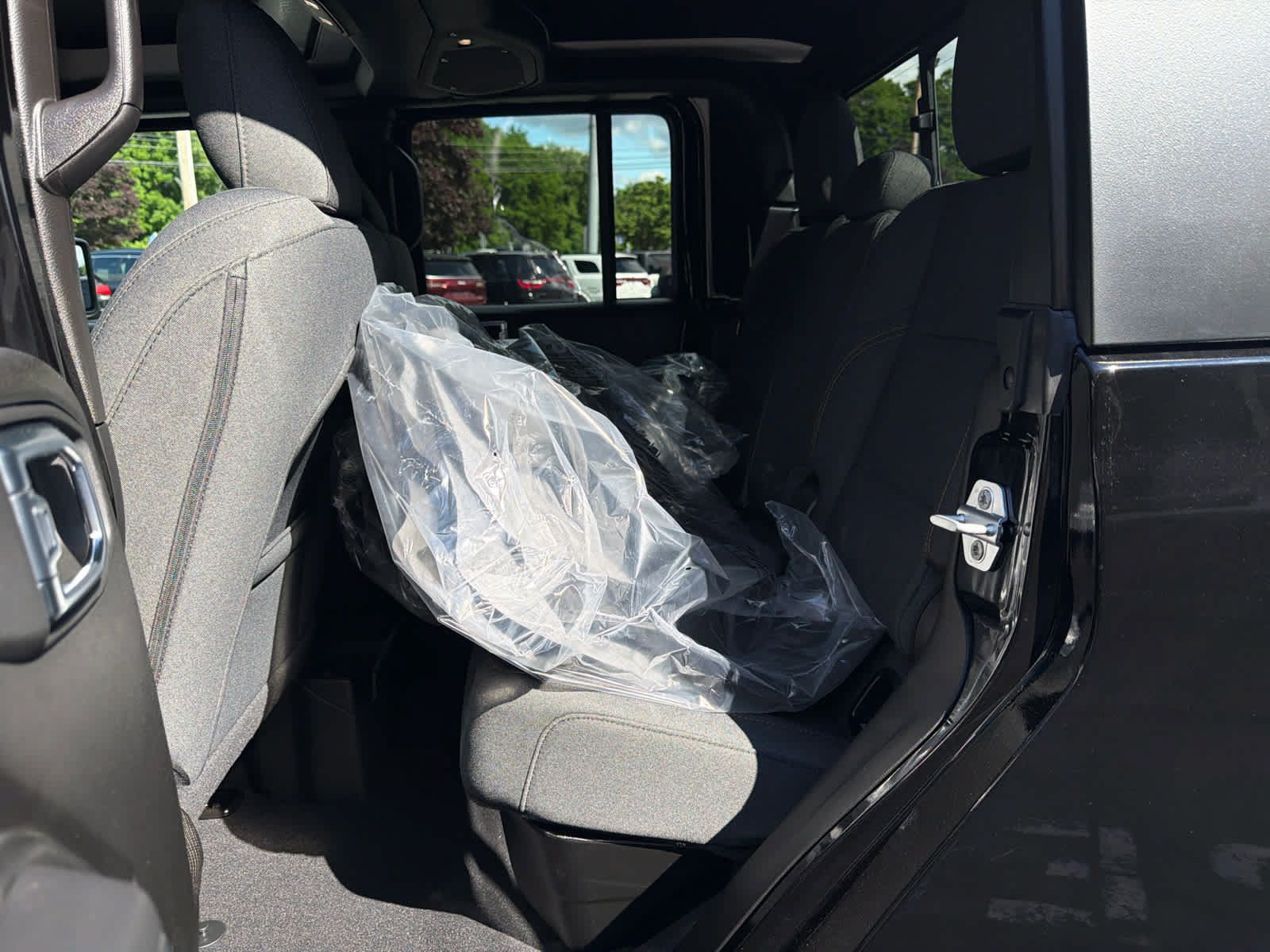 New 2026 Jeep Gladiator Sport AWD/4WD image 8