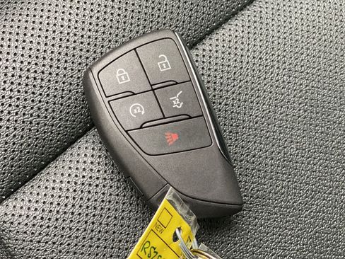 Used 2024 Chevrolet Equinox EV LT FWD image 27