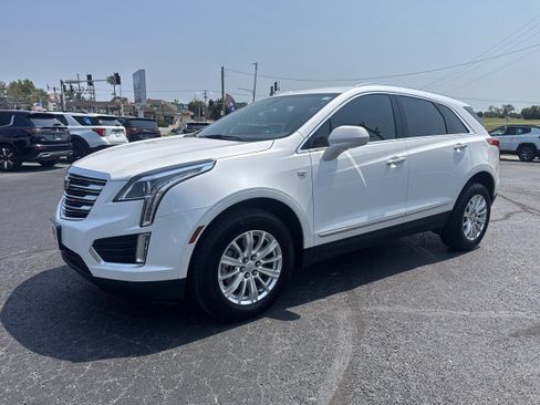 Used 2019 Cadillac XT5 AWD image 2