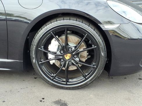 Used 2022 Porsche 718 Cayman w/ Premium Package image 27