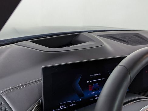 Used 2026 BMW X5 M60i image 16