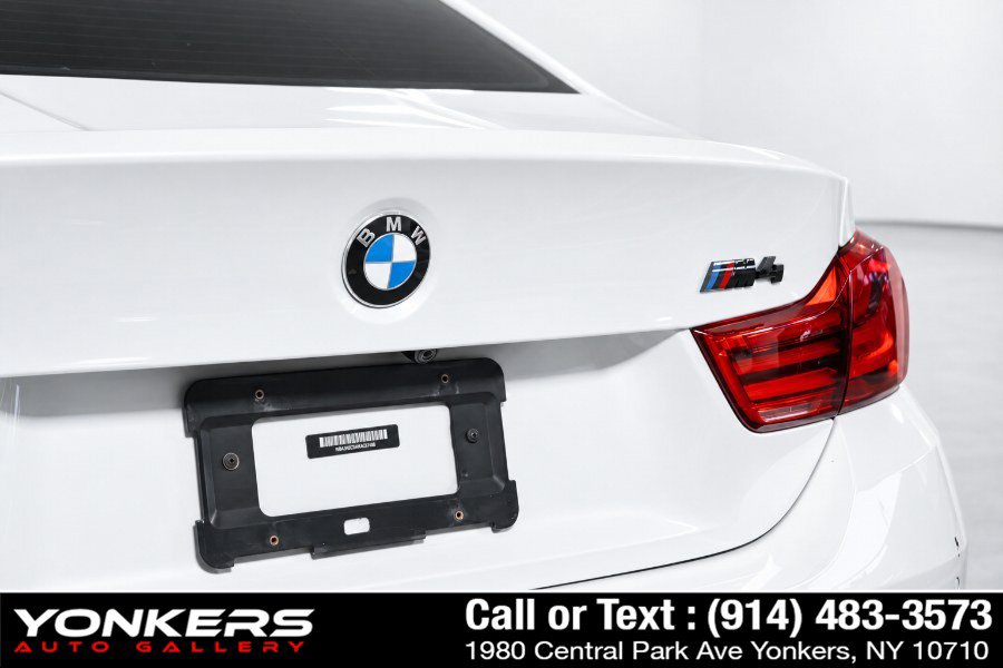 Used 2019 BMW M4 Coupe w/ Competition Package RWD image 21