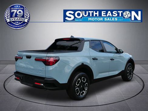 Used 2023 Hyundai Santa Cruz SE AWD/4WD image 6