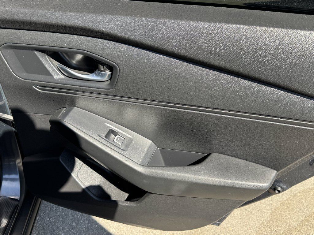 Used 2023 Honda Accord EX image 13