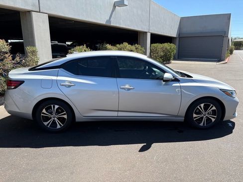 Used 2023 Nissan Sentra SV FWD image 3