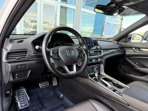 Used 2022 Honda Accord Sport image 15