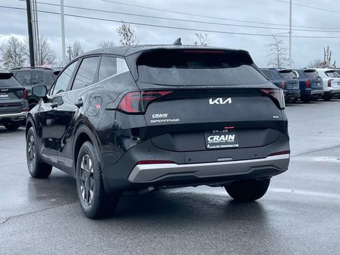 New 2026 Kia Sportage LX FWD image 5