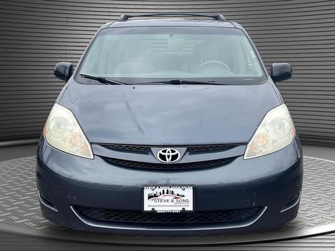 Used 2006 Toyota Sienna CE image 2