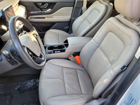 Certified 2022 Lincoln Corsair Grand Touring image 16