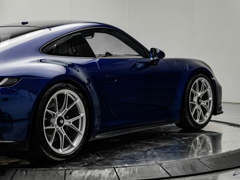 Used 2022 Porsche 911 GT3 image 19