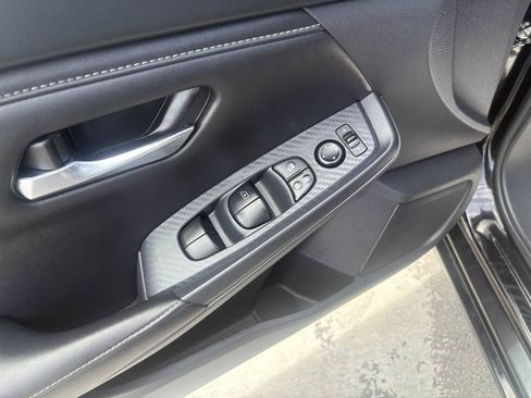 Used 2025 Nissan Sentra SV FWD image 20