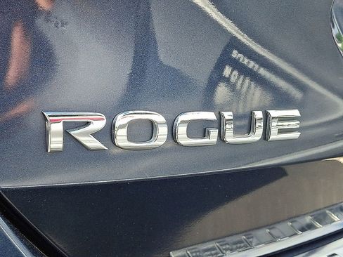 Used 2015 Nissan Rogue S AWD/4WD image 28