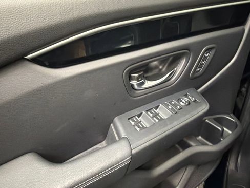 Used 2025 Honda Pilot EX-L image 34