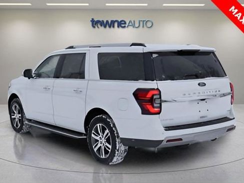 Used 2023 Ford Expedition Max Limited image 3