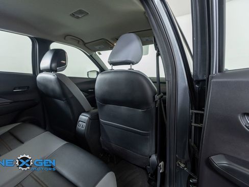 Used 2024 Nissan Kicks SR w/ SR Premium Package FWD image 35