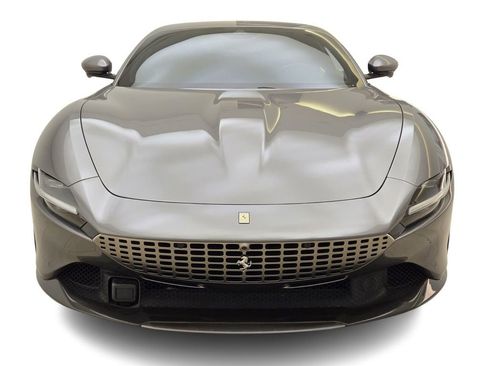 Used 2022 Ferrari Roma RWD image 2