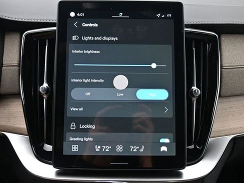 New 2026 Volvo XC90 B6 Ultra w/ Protection Package image 17