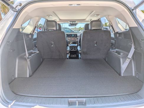 Used 2025 Kia Sorento EX w/ Panoramic Sunroof Package AWD/4WD image 13