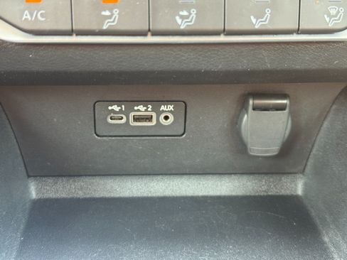 Used 2022 Nissan Altima 2.0 SR FWD image 25