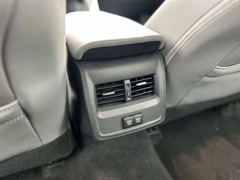 Used 2019 Toyota Avalon image 20