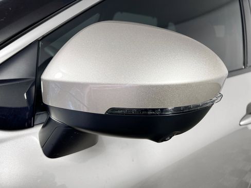 Used 2021 Nissan Rogue SL w/ Premium Package FWD image 13