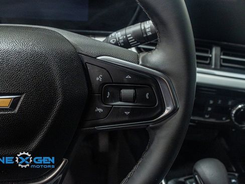 Used 2025 Chevrolet Trax LT w/ Driver Confidence Package image 15